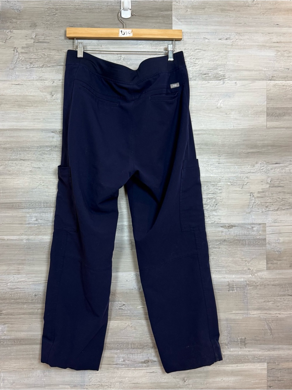 FIGS Men's Axim Cargo Scrub Pants Navy Blue Size Large Tech Collection T2001 - Picture 3 of 7